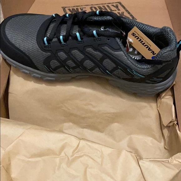 Brand new safety sneakers - Picture 3 of 4